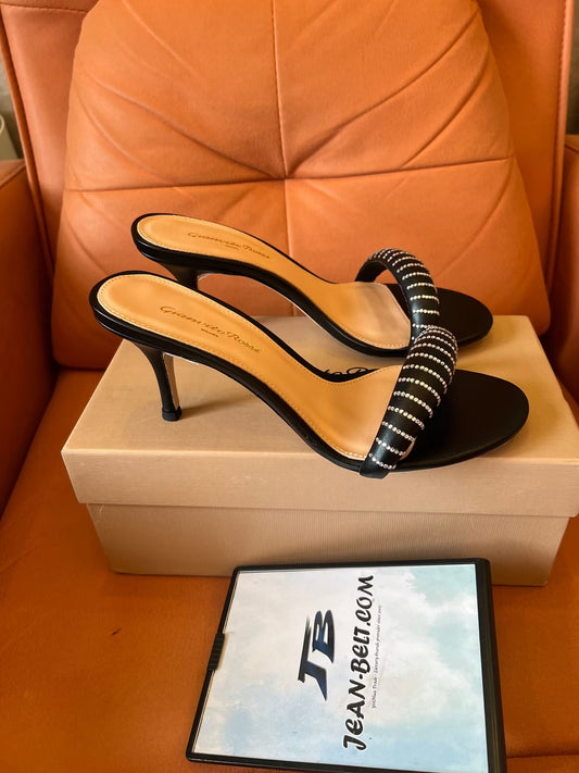 Mule Gianvito Rossi preto de mulher com aplicação de cadarço e 85 mm