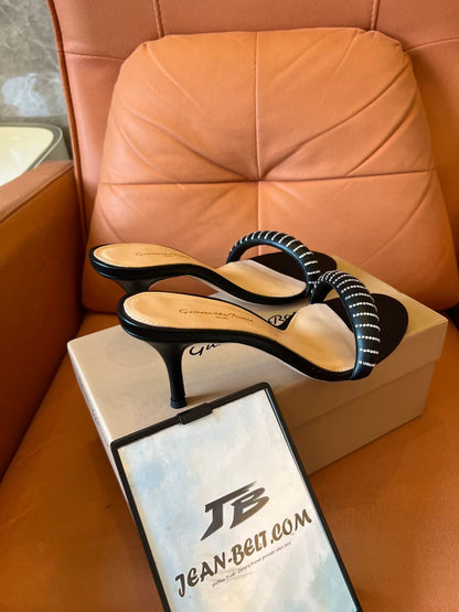 Mule Gianvito Rossi preto de mulher com aplicação de cadarço e 85 mm