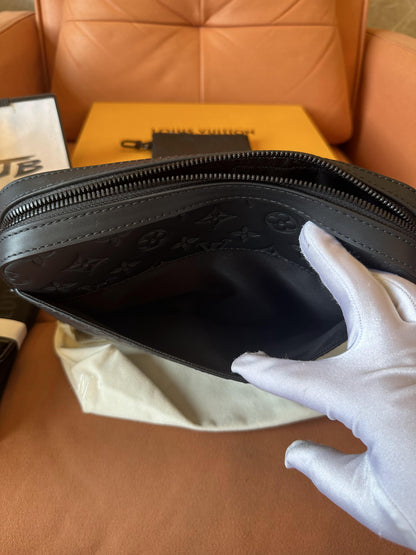 Bolsa carteiro Louis Vuitton DOU
