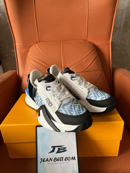 Tênis Fendi Flow azul claro de nylon baixo
