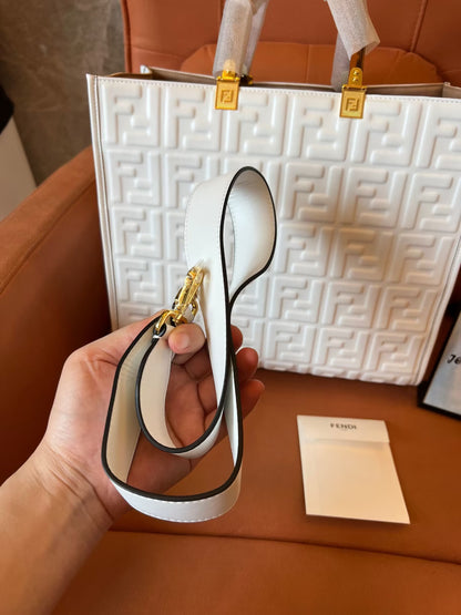 Bolso shopper Fendi Sunshine mediano de piel blanca