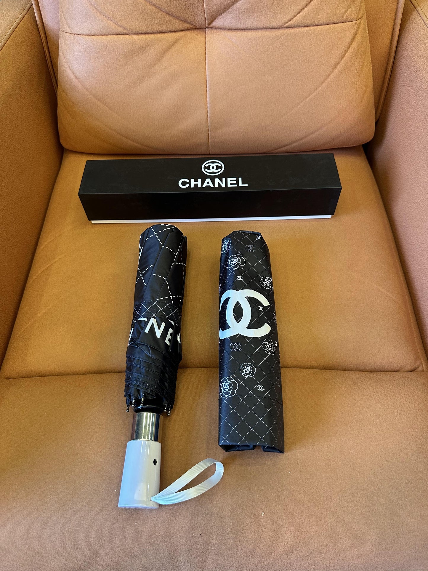 Luxury designer folding umbrella set