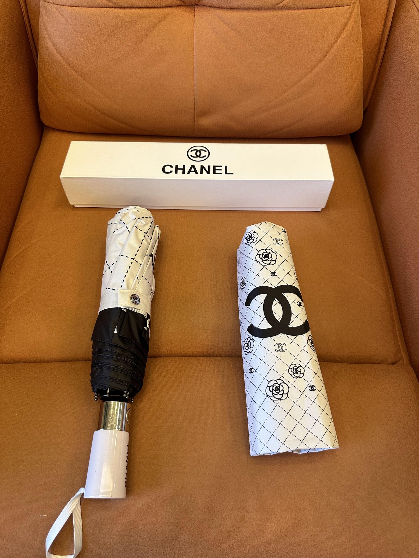 Luxury designer folding umbrella set