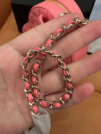 Chanel CC in Love Large Heart Bag Pink
