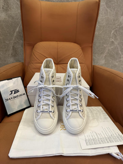 Zapatillas altas Dior B23 de lona blanca y encaje