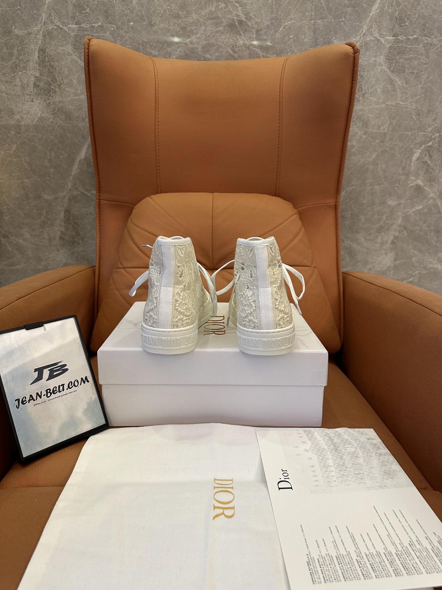 Zapatillas altas Dior B23 de lona blanca y encaje