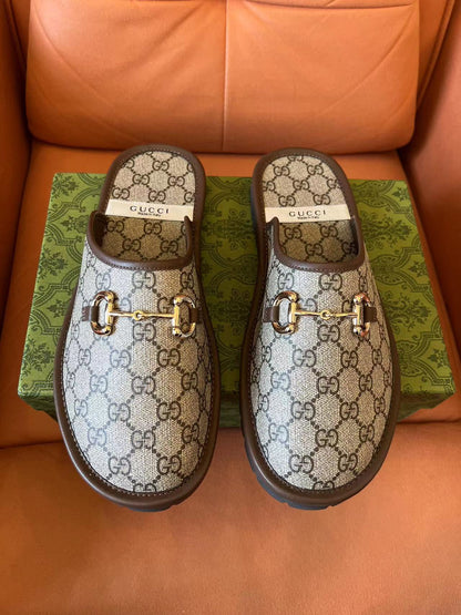Mocasines sin cordones Gucci GG Supreme Horsebit