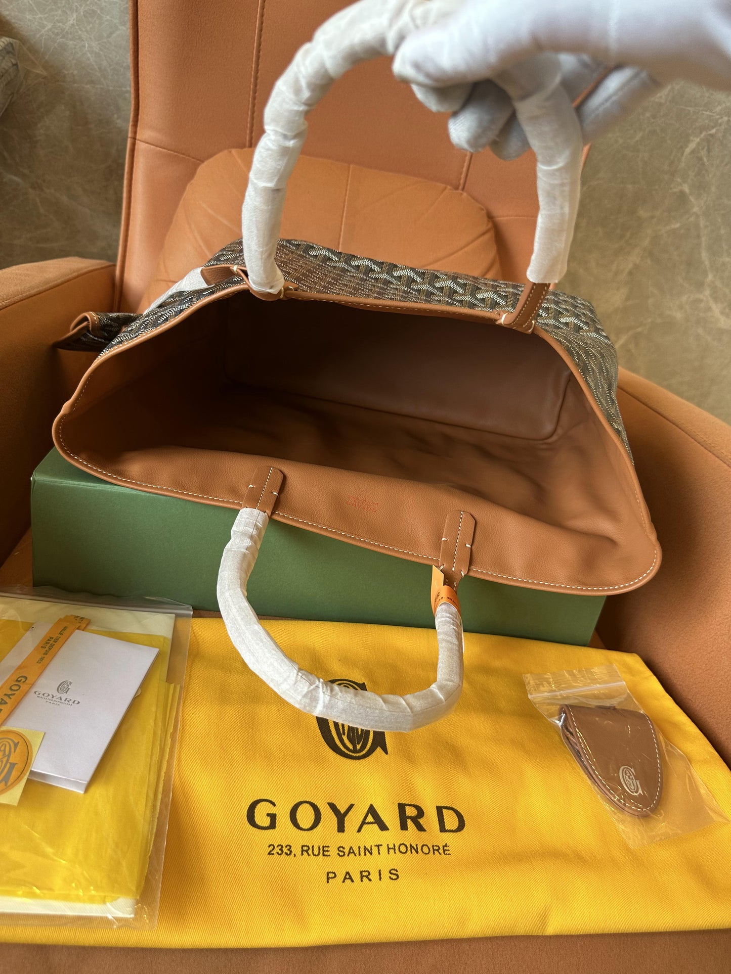 Goyard anjou bolsa reversível pm marrom