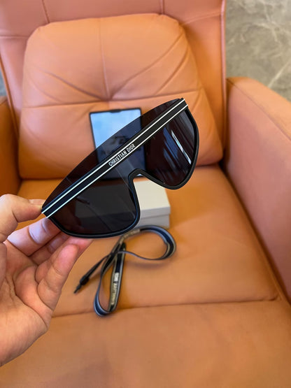 Óculos de Sol Christian Dior DIOCLUB M2U com Viseira - Edição Sport Luxe