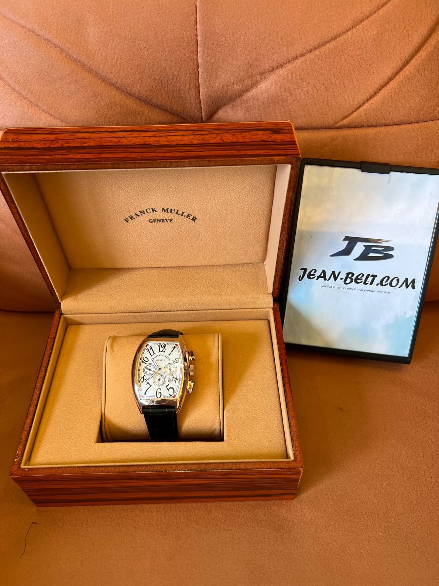 Relógio de Luxo Franck Muller Vanguard Chronograph 8880 CC AT em Forma de Barril