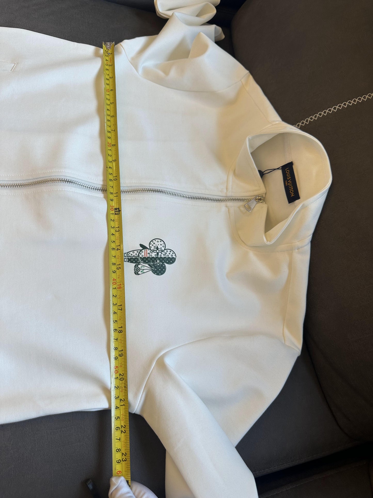 Conjunto de chándal con cremallera y bordado de trébol de Louis Vuitton