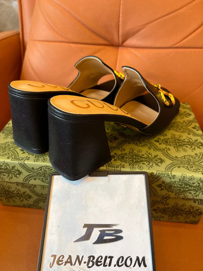 Gucci - Zapatillas tipo mules de piel con bocado de caballo
