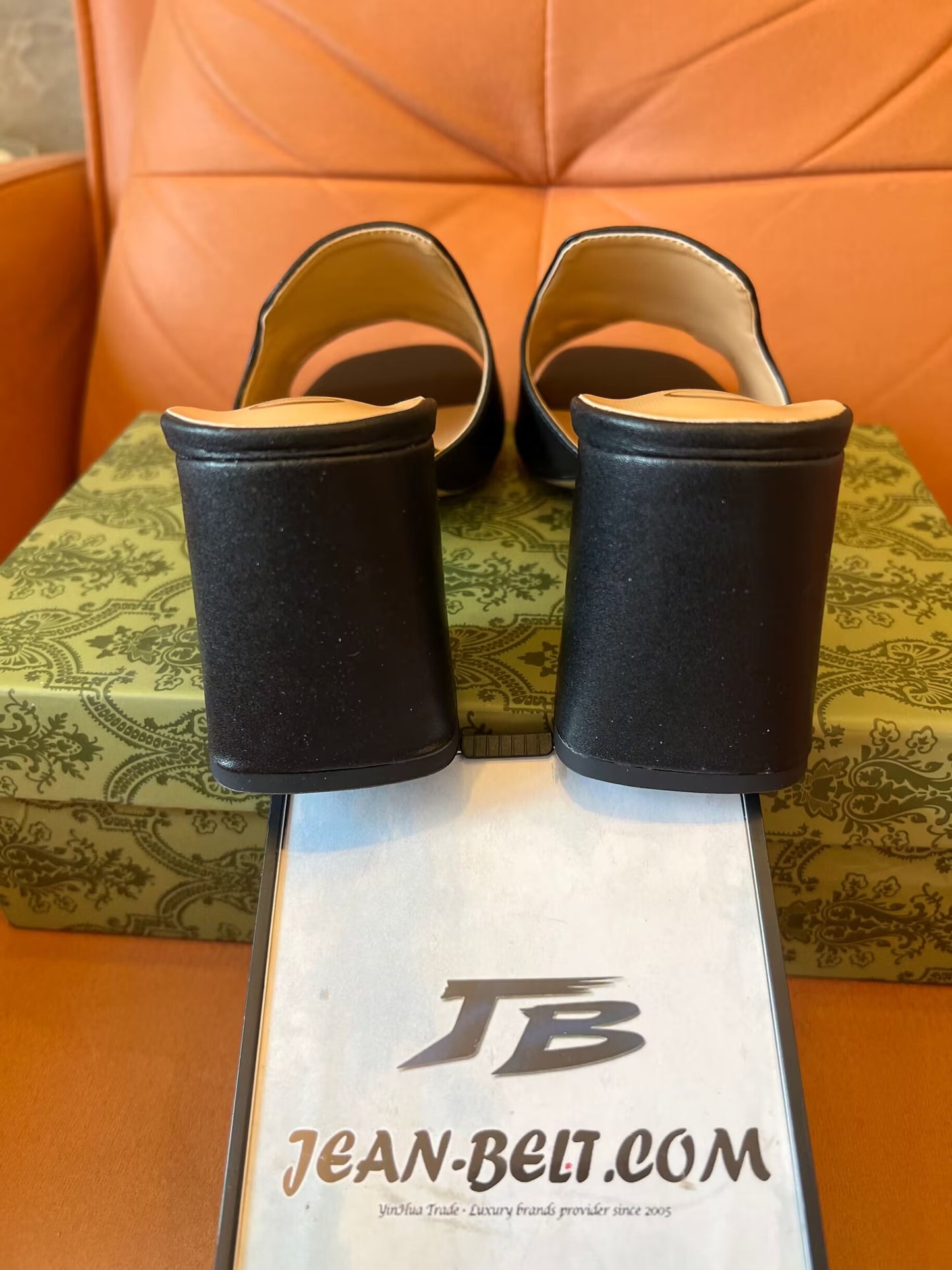 Gucci - Zapatillas tipo mules de piel con bocado de caballo