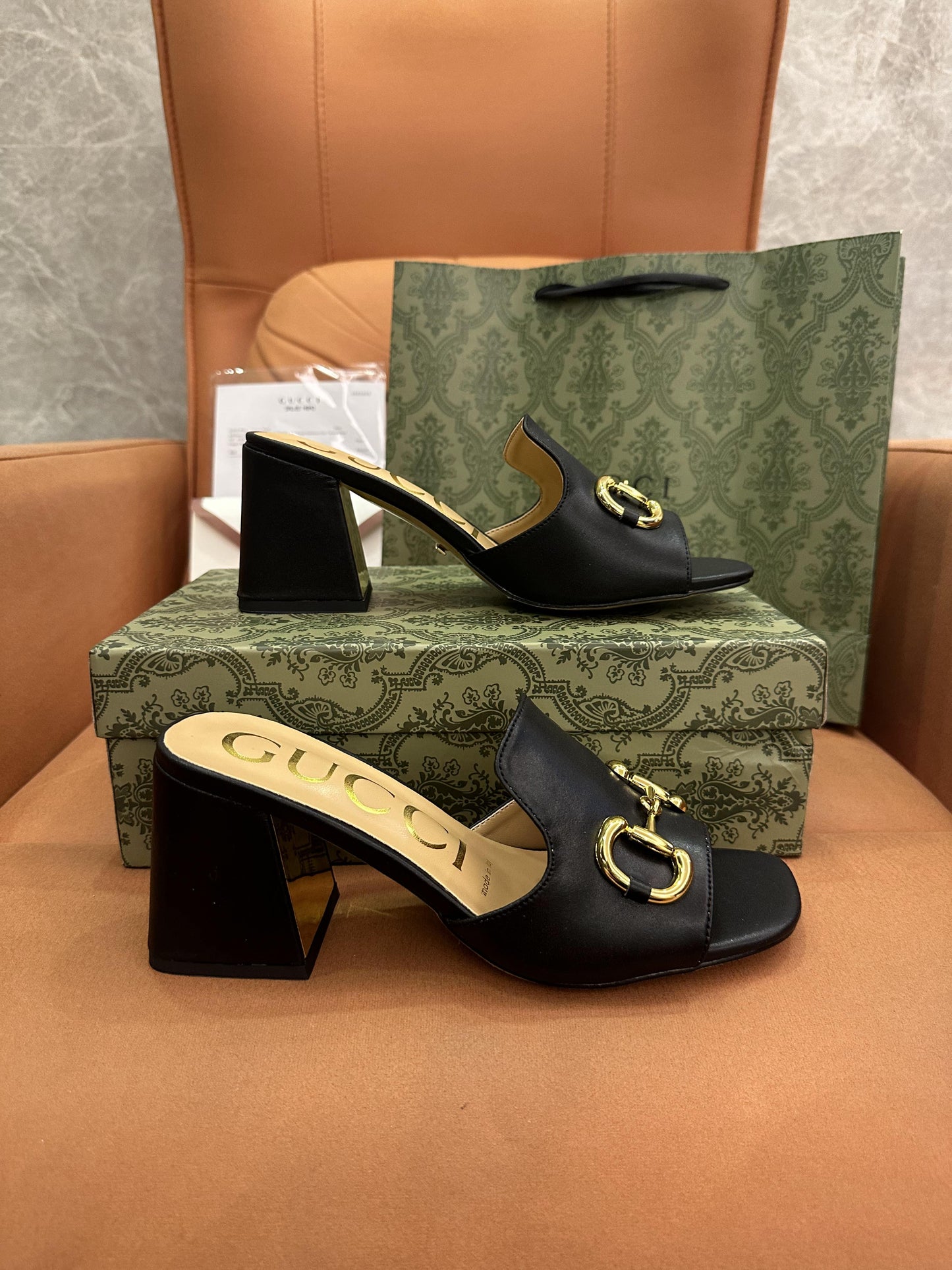 Gucci - Zapatillas tipo mules de piel con bocado de caballo