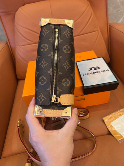 Bolso baúl de lona Louis Vuitton con monograma en mm