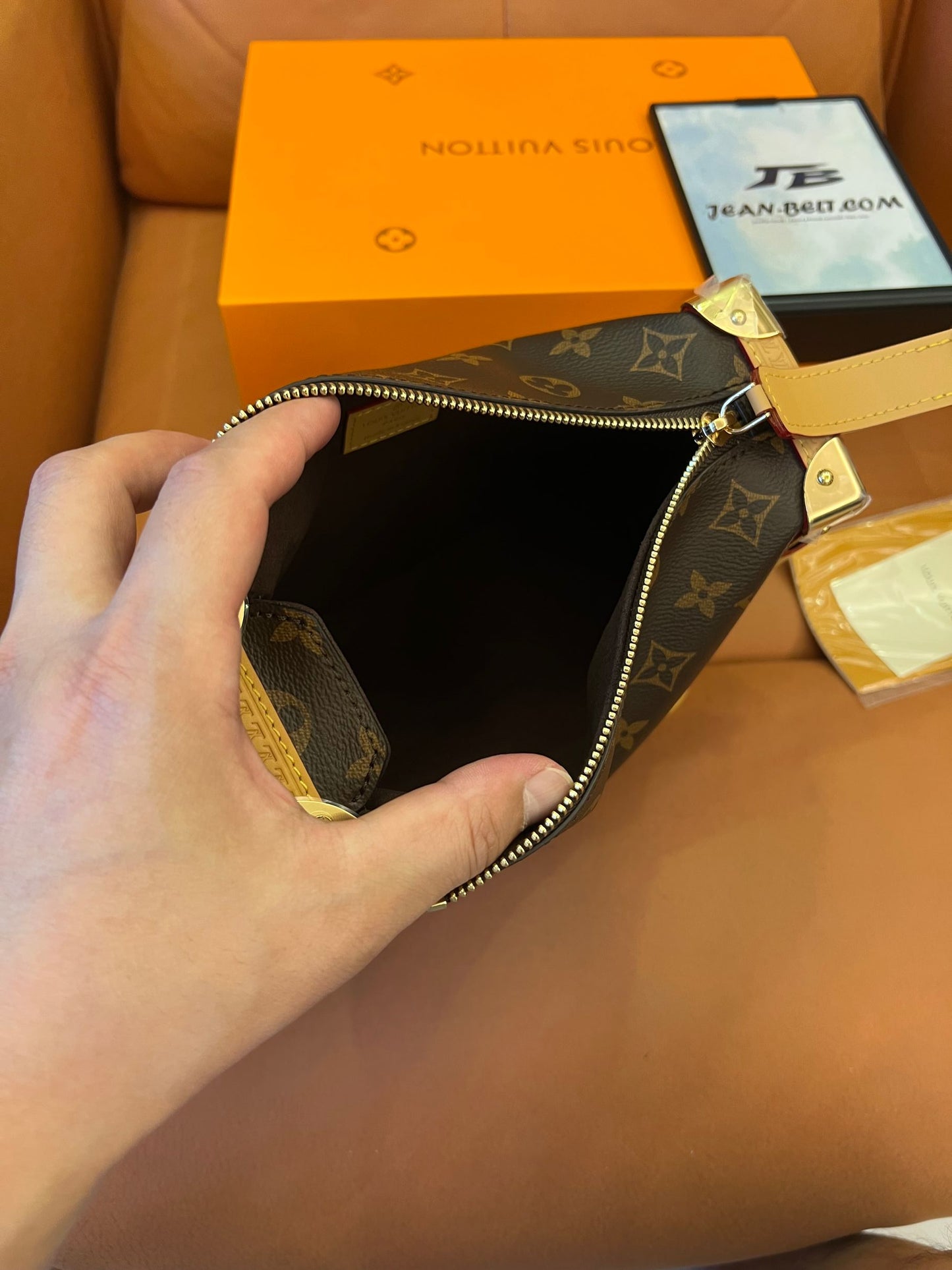 Bolso baúl de lona Louis Vuitton con monograma en mm