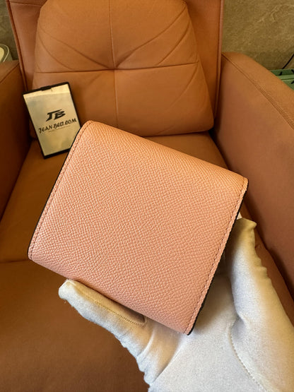 Cartera Dior Saddle Lotus de piel de becerro granulada rosa