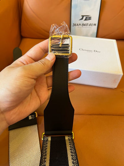 Cinturón de lona ajustable de Christian Dior con hebilla dorada