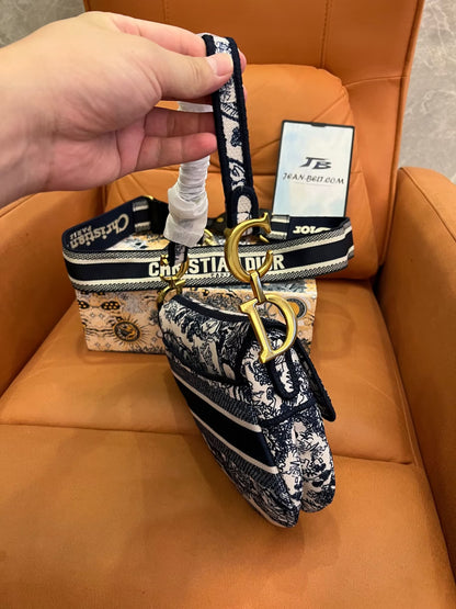 Bolso alforja Dior bordado toile de jouy azul