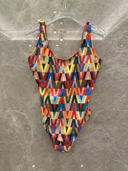 Traje de baño de una pieza geométrico colorido de Valentino