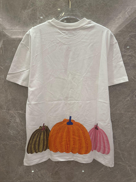 Camiseta Louis Vuitton con estampado artístico de calabaza - blanca