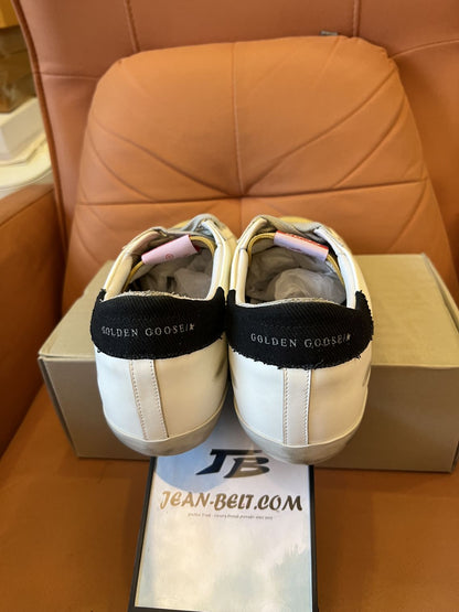 Zapatillas Golden Goose Superstar blancas y azules