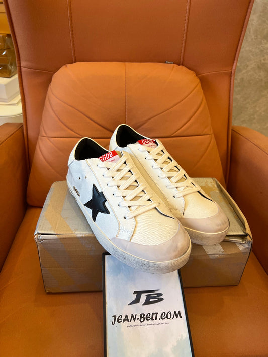 Zapatillas Golden Goose Superstar de piel blanca
