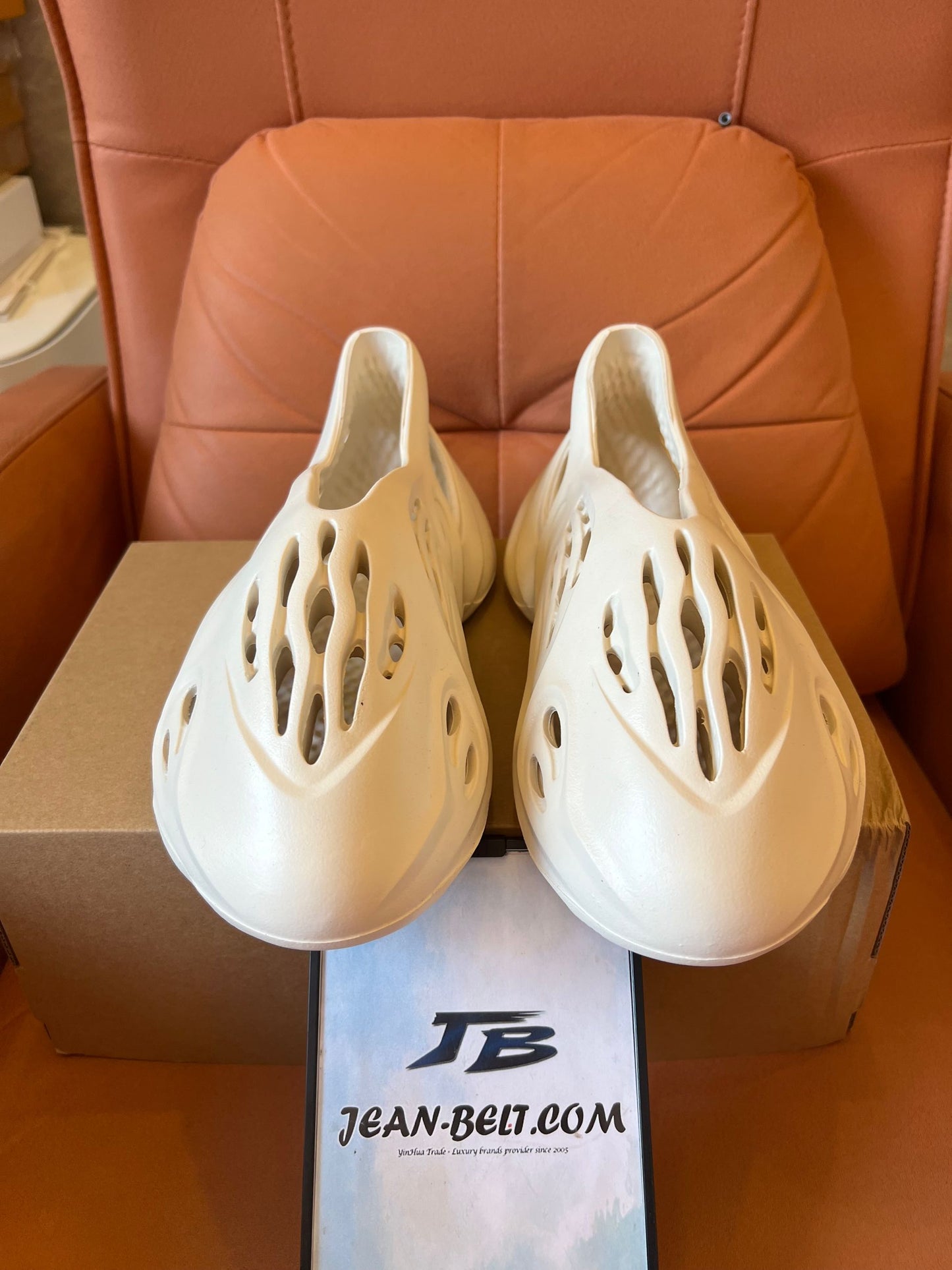 Adidas Yeezy Foam Runner - Classic Sand and White