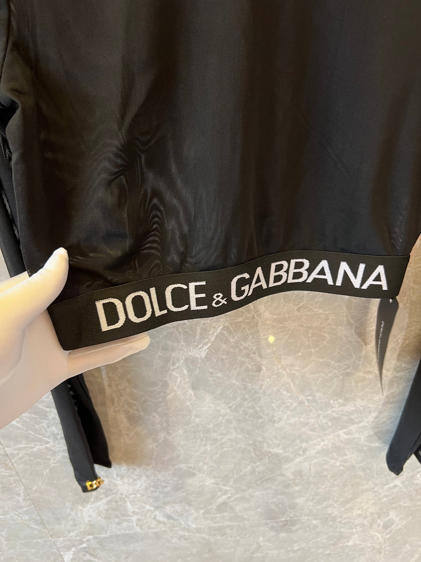 Conjunto de top curto e saia Dolce &amp; Gabbana com cós alto e logo preto