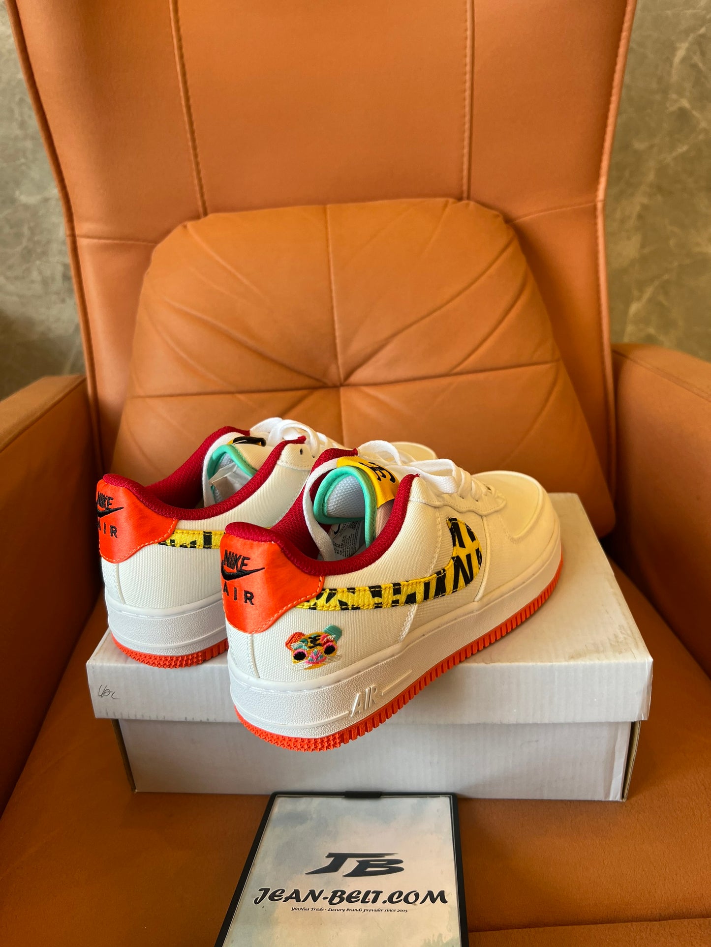 Nike Air Force 1 '07 LV8 año del tigre