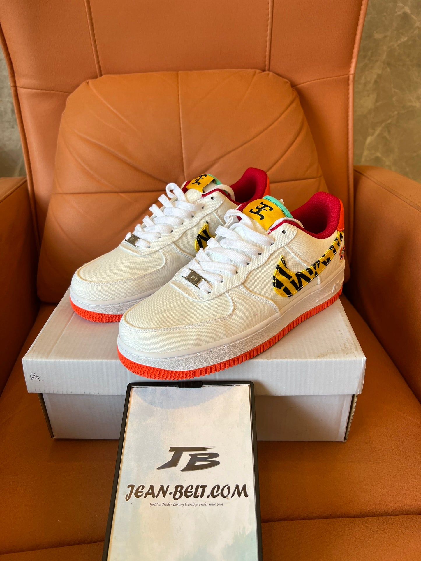 Nike Air Force 1 '07 LV8 año del tigre