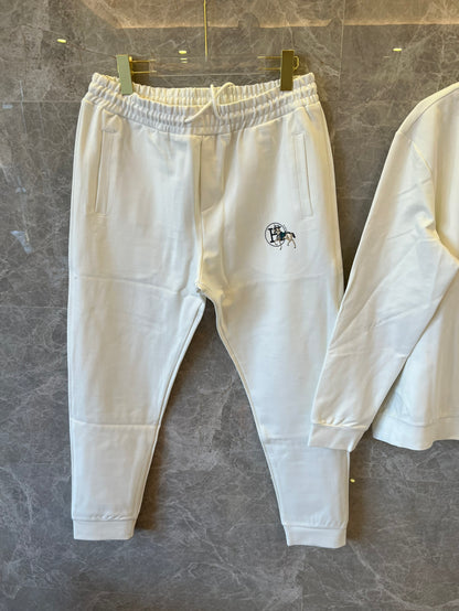 Chándal blanco con motivo de caballo bordado de Hermès