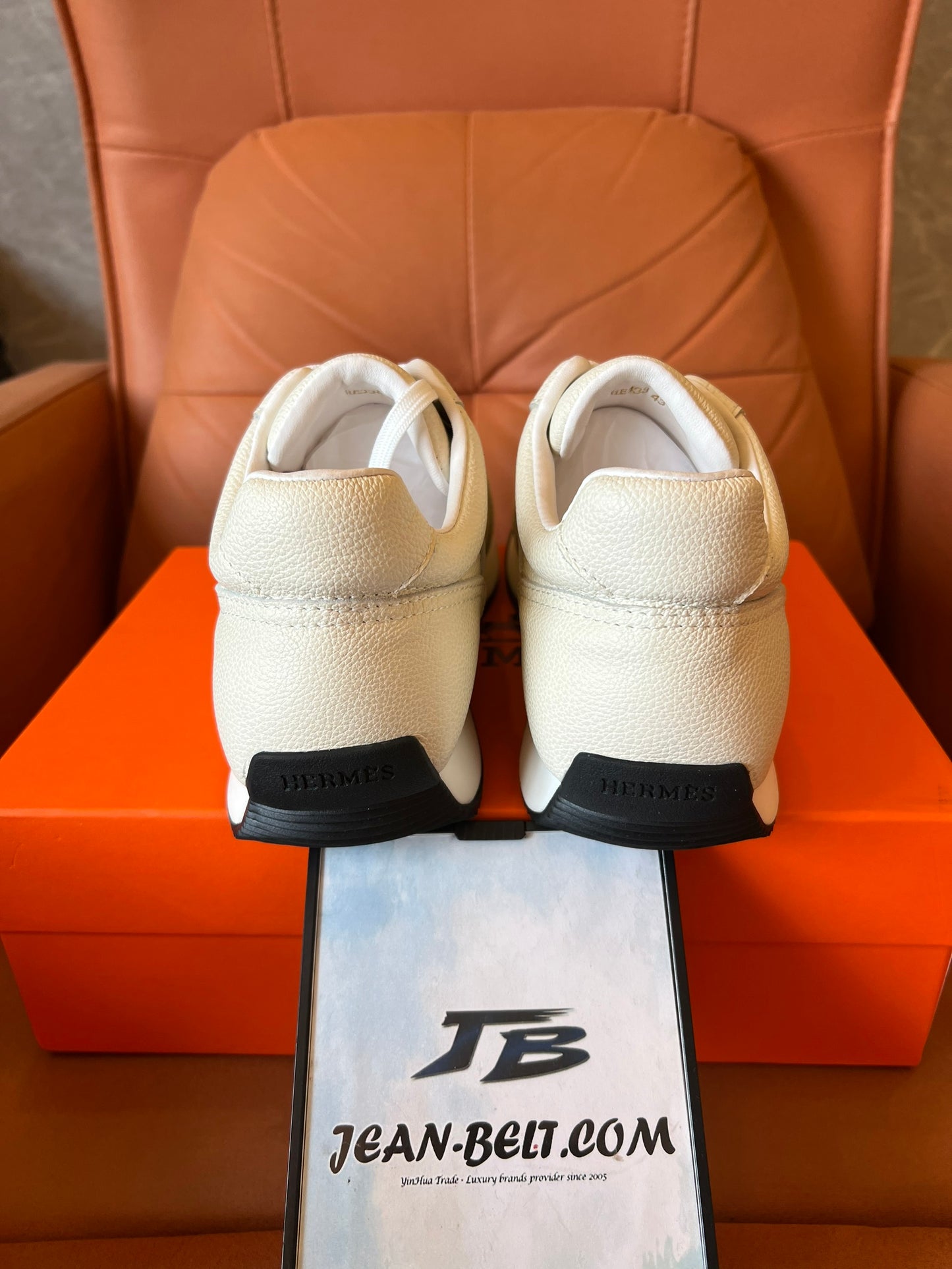Zapatillas deportivas Chris de Hermès en piel color caqui