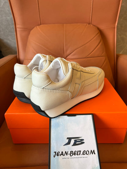 Zapatillas deportivas Chris de Hermès en piel color caqui