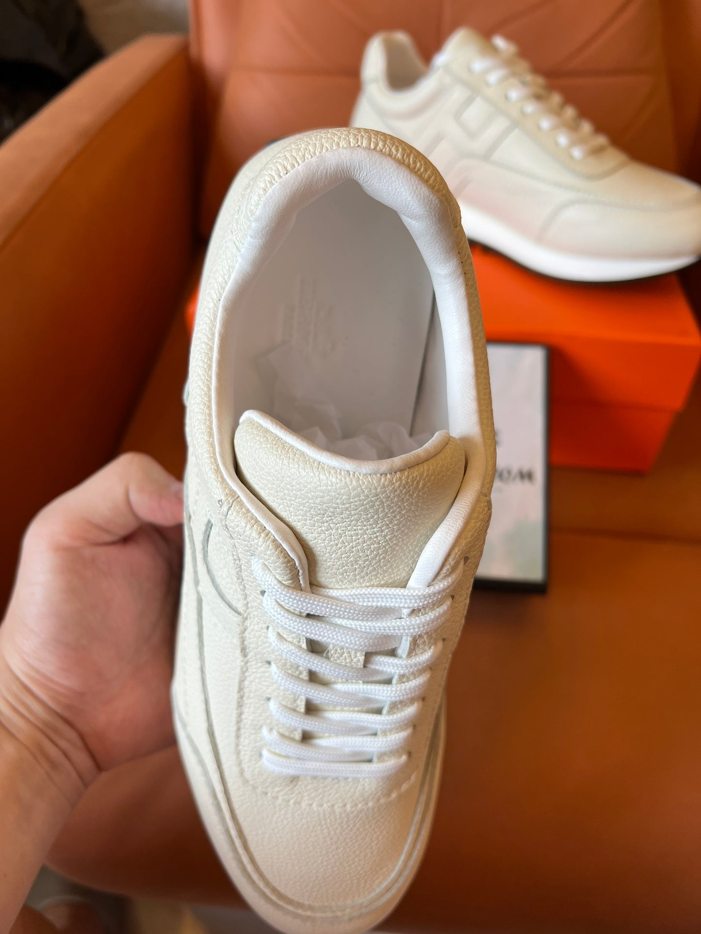 Zapatillas deportivas Chris de Hermès en piel color caqui