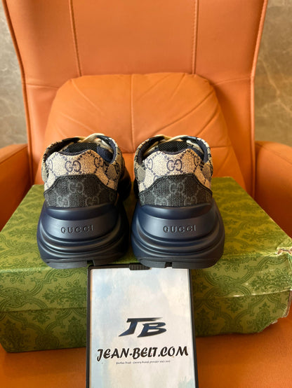 Tênis Gucci GG Rhyton