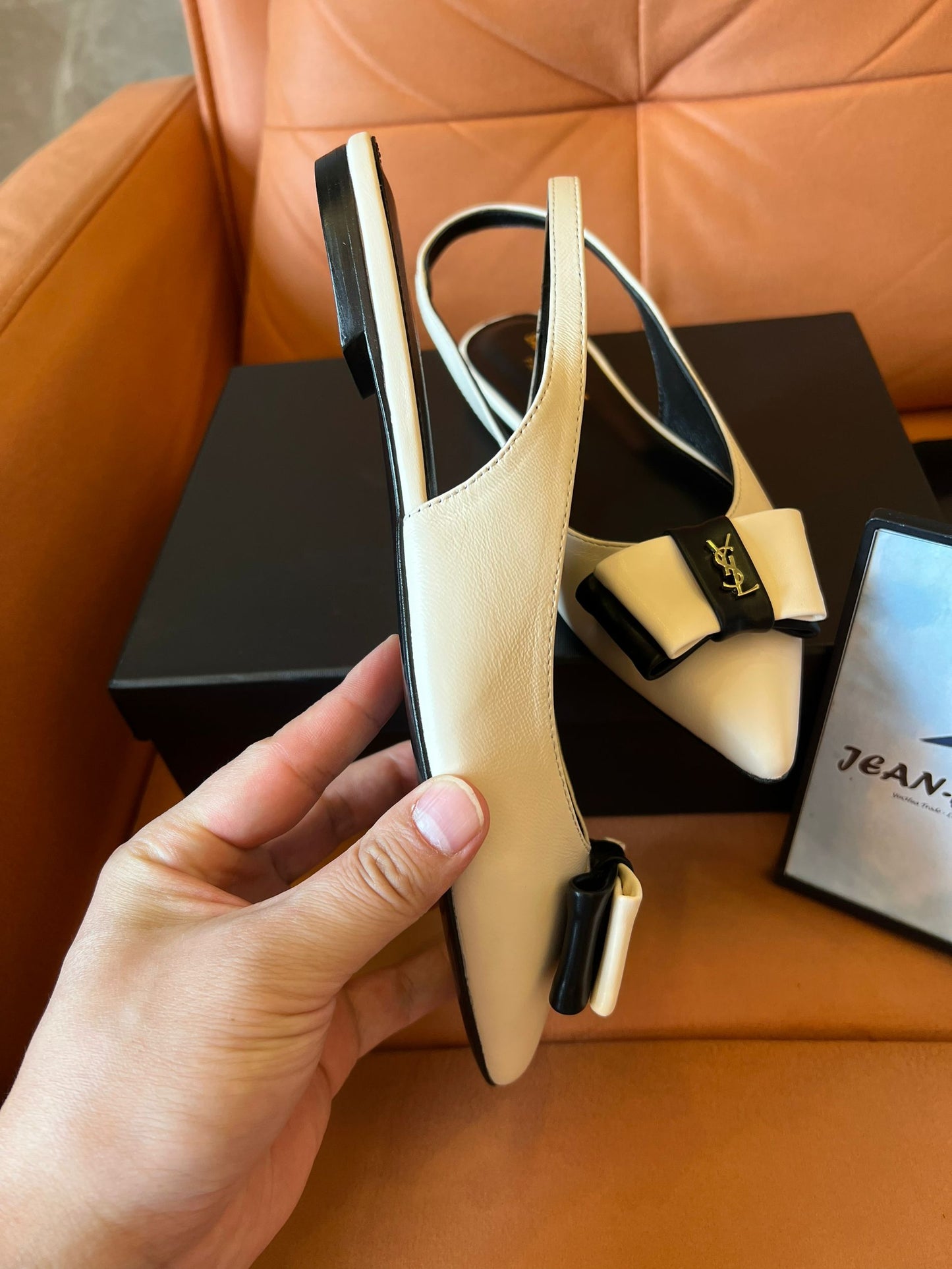Sapatilhas de balé de couro liso Saint Laurent