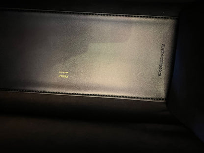 Fendi sunshine grande bolsa de couro preta com alça