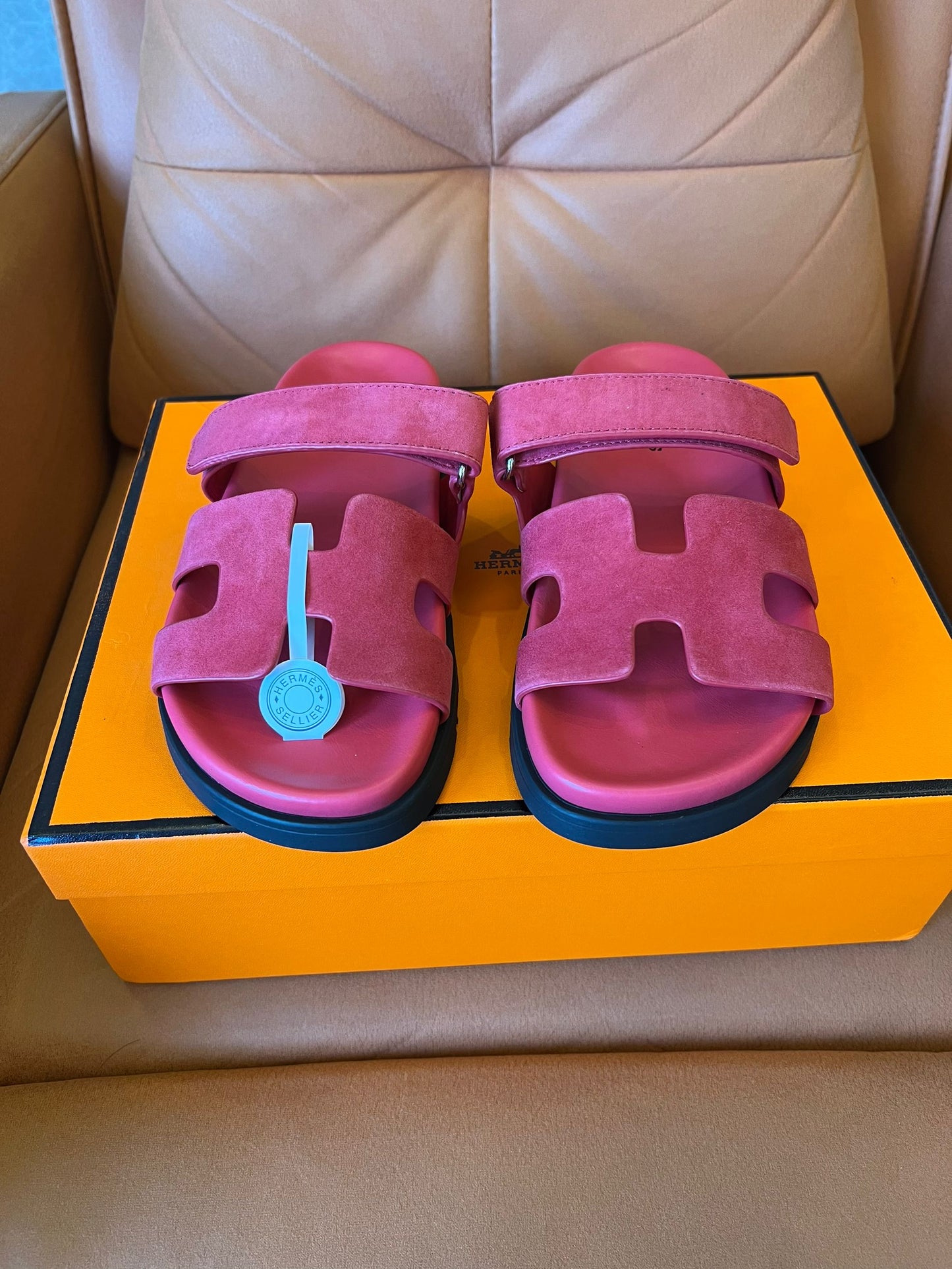 Sandalias chipre de ante para mujer de Hermes