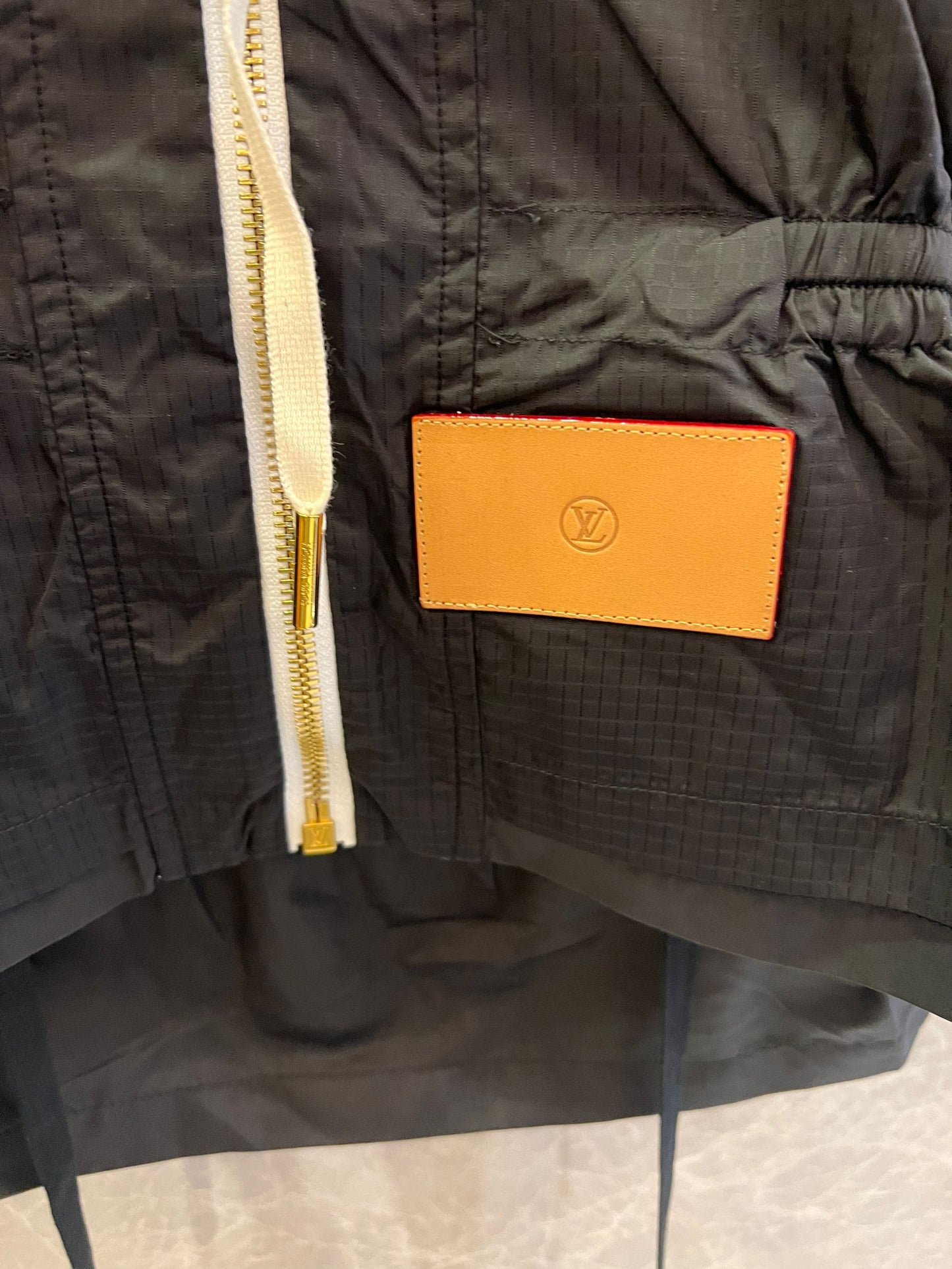 Conjunto de colete e shorts de náilon bicolor Louis Vuitton