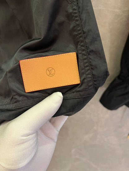 Conjunto de colete e shorts de náilon bicolor Louis Vuitton