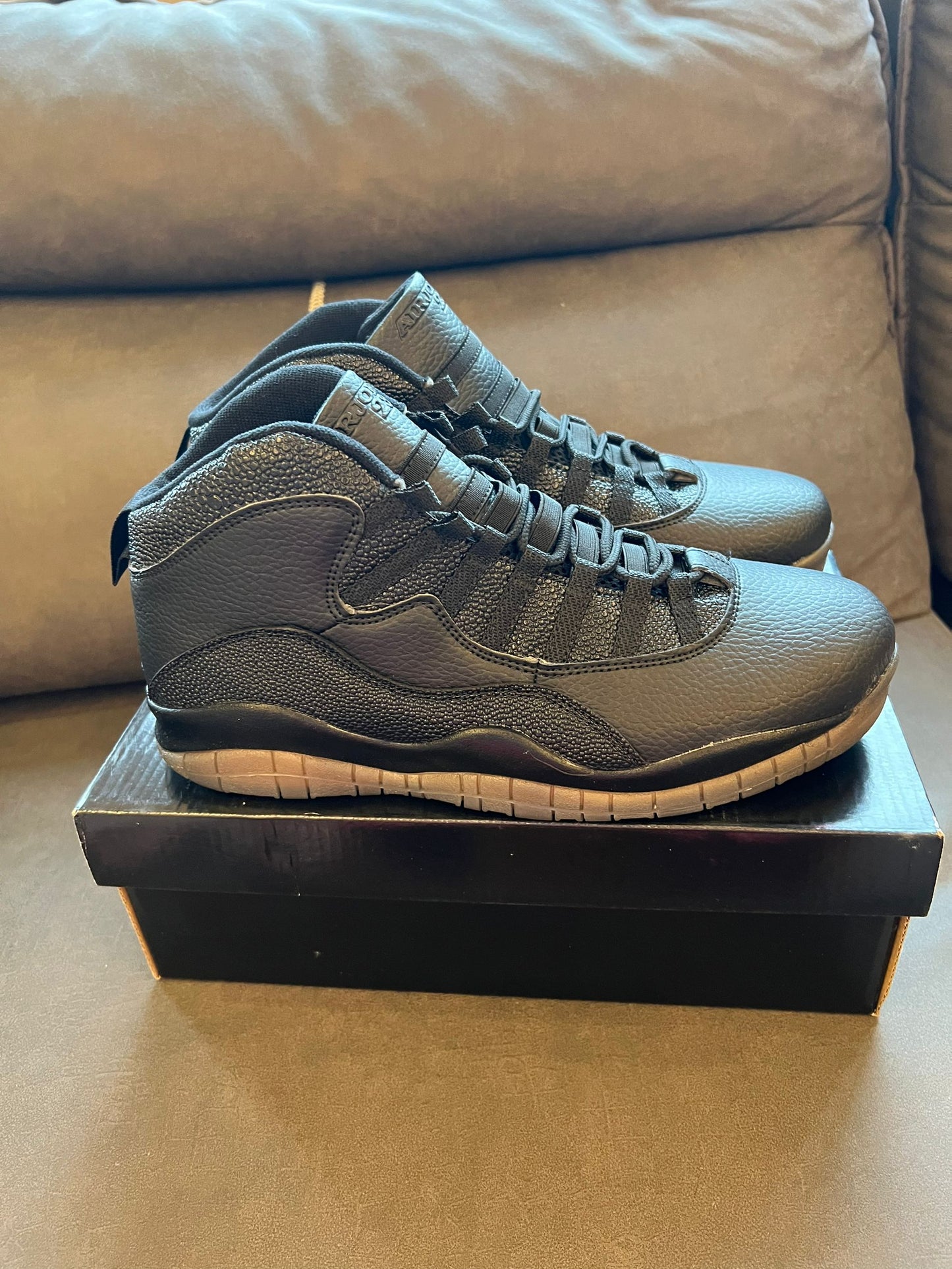 Air Jordan 10 Retro "Triple Negro"