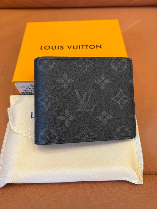 Cartera Louis Vuitton con monograma eclipse