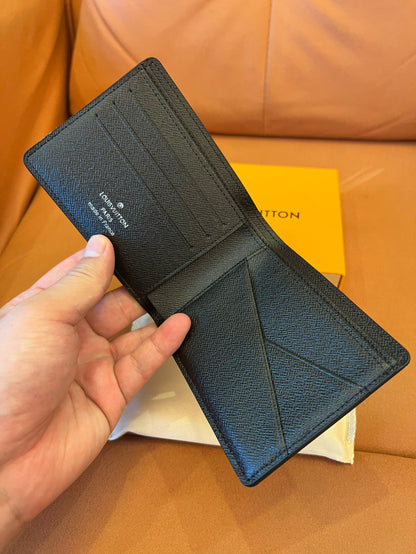 Carteira Louis Vuitton – monograma eclipse