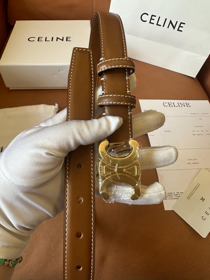 Cinturón Celine de piel marrón con hebilla Triomphe dorada