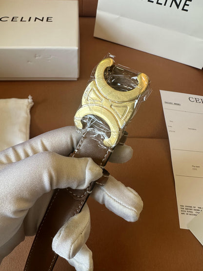 Cinturón Celine de piel marrón con hebilla Triomphe dorada