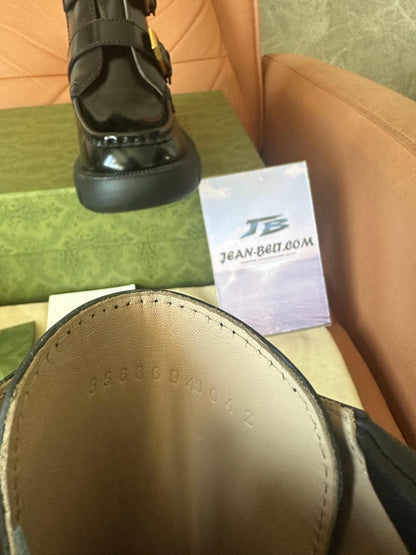 Botas de combate de couro envernizado da Gucci