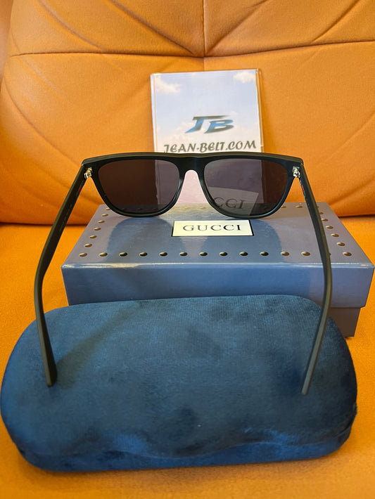 Óculos de sol retangulares Gucci GG0016S - preto fosco com faixa exclusiva