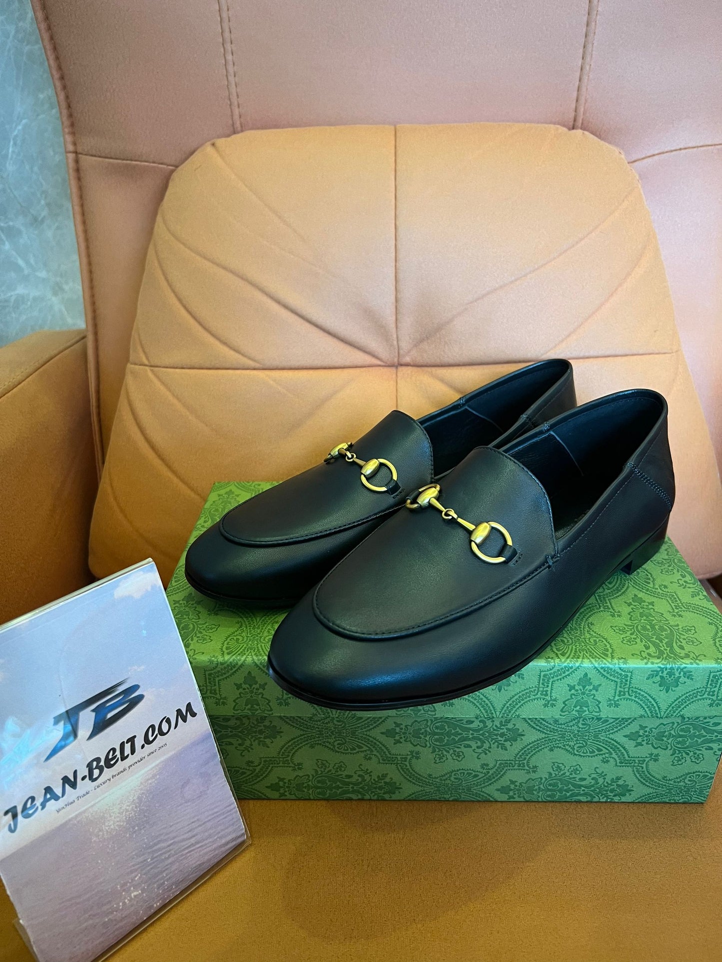 Mocassins de couro Gucci Horsebit em preto