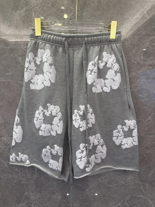 Shorts cinza Four Cactus com estampa floral branca
